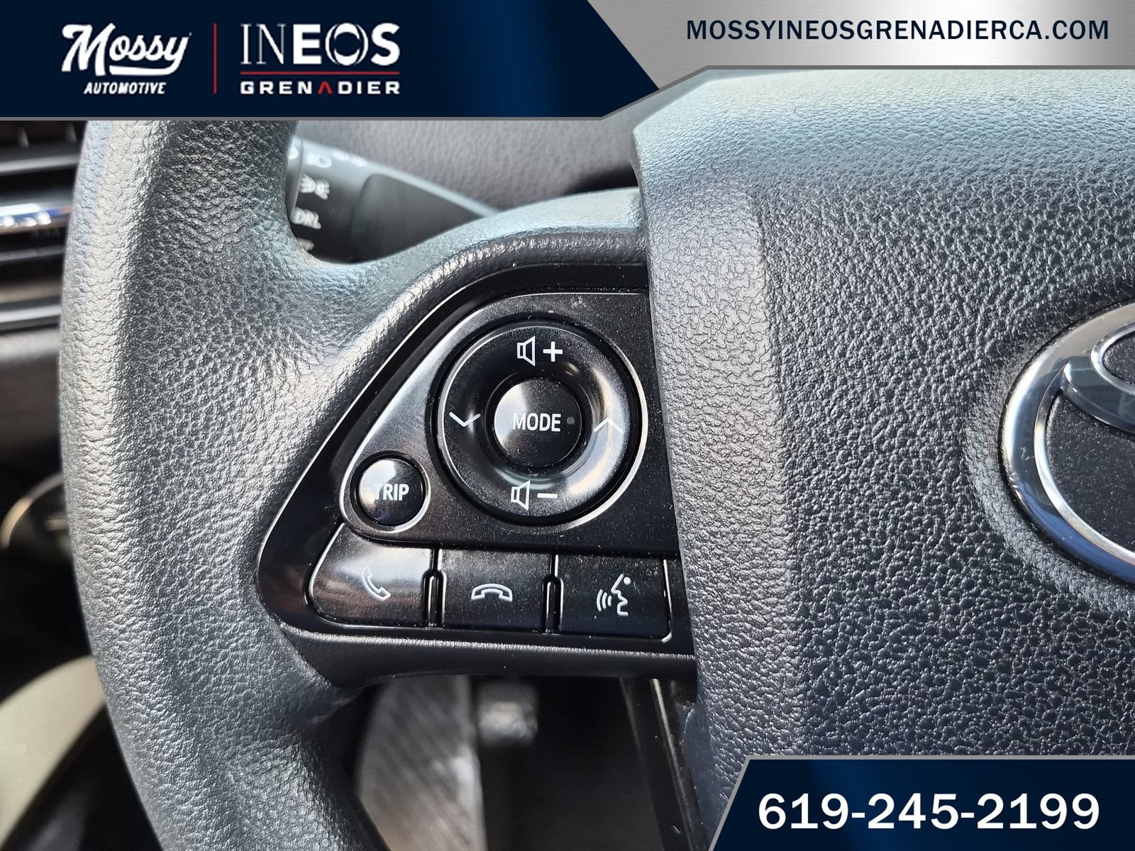 Used 2022 Toyota Prius LE FWD image 16