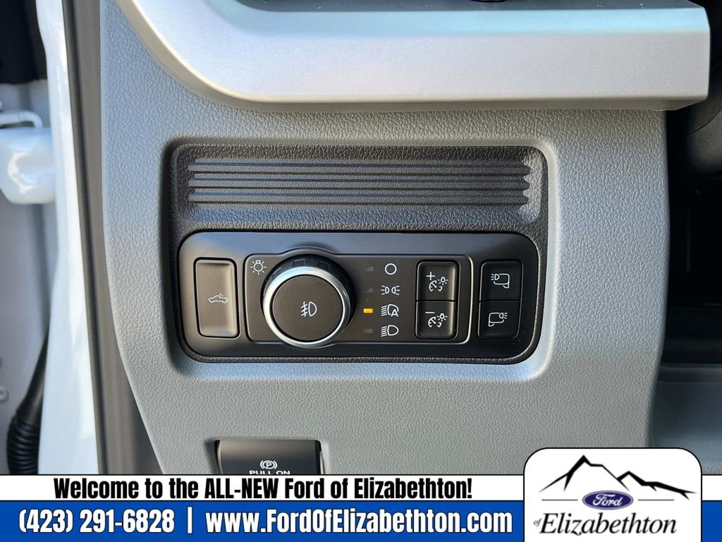 New 2026 Ford F350 4x4 Crew Cab Super Duty image 23