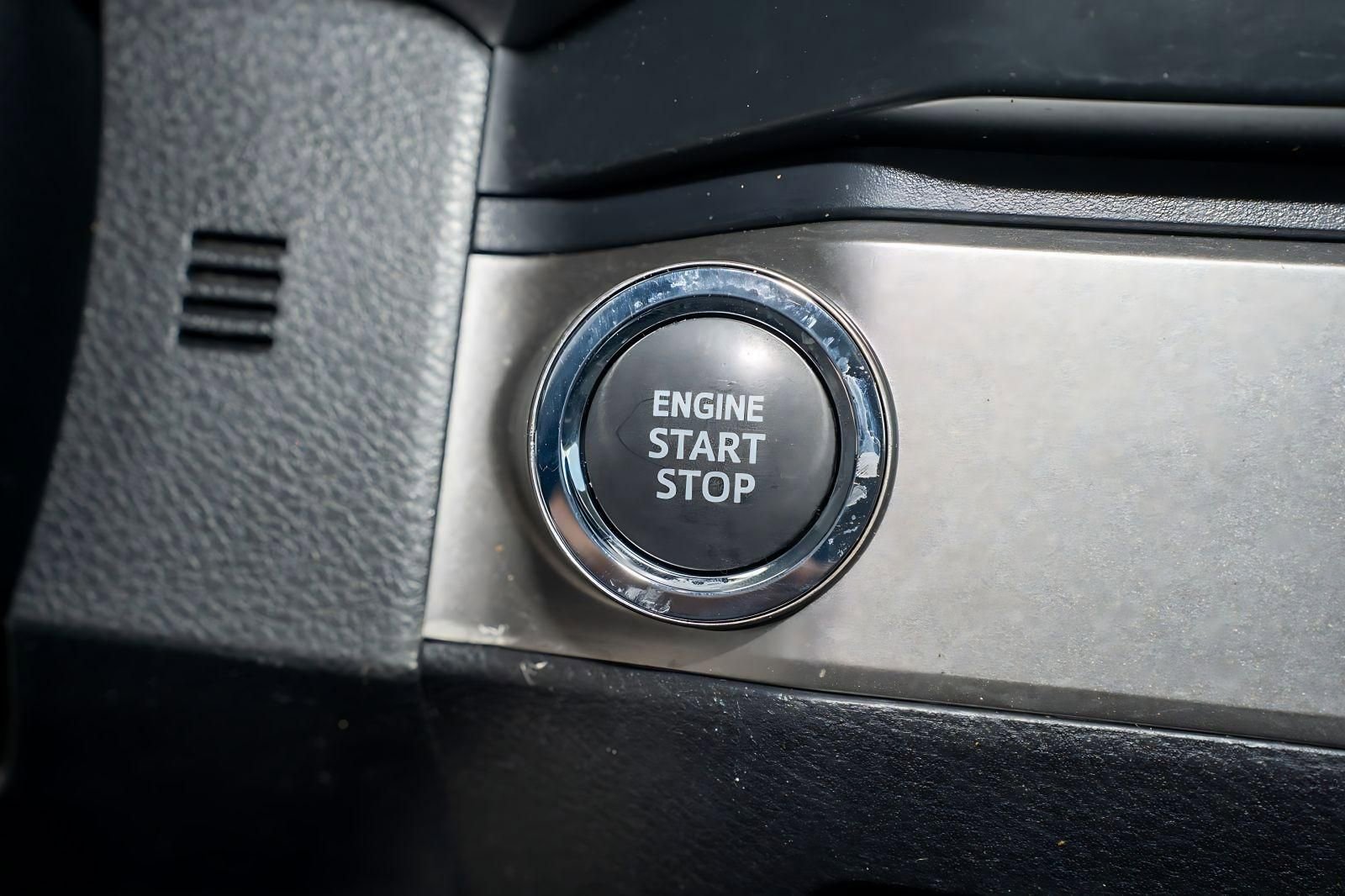 Used 2023 Toyota Tacoma SR5 RWD image 31