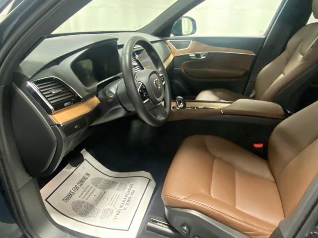 Certified 2025 Volvo XC90 B5 Plus AWD/4WD image 10
