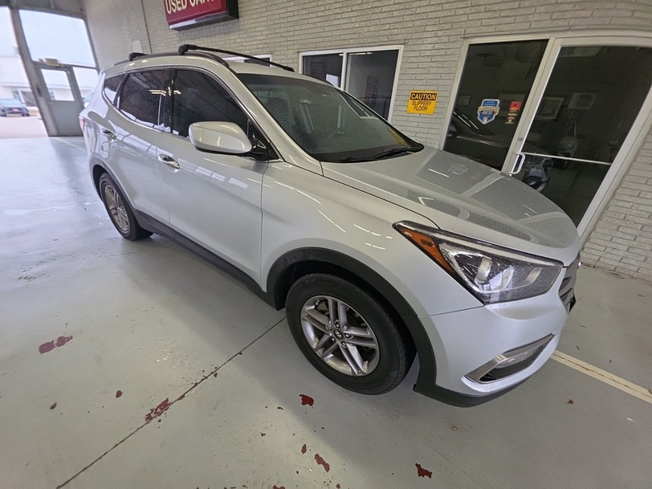 Used 2017 Hyundai Santa Fe Sport FWD image 1