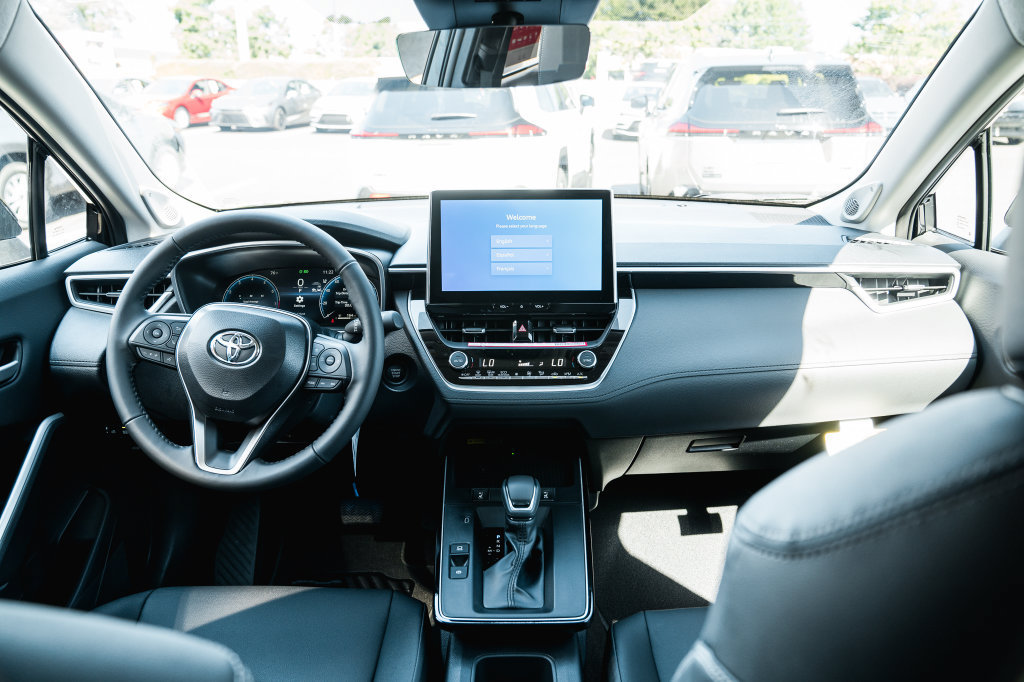 New 2026 Toyota Corolla Cross XLE w/ Convenience Package FWD image 12