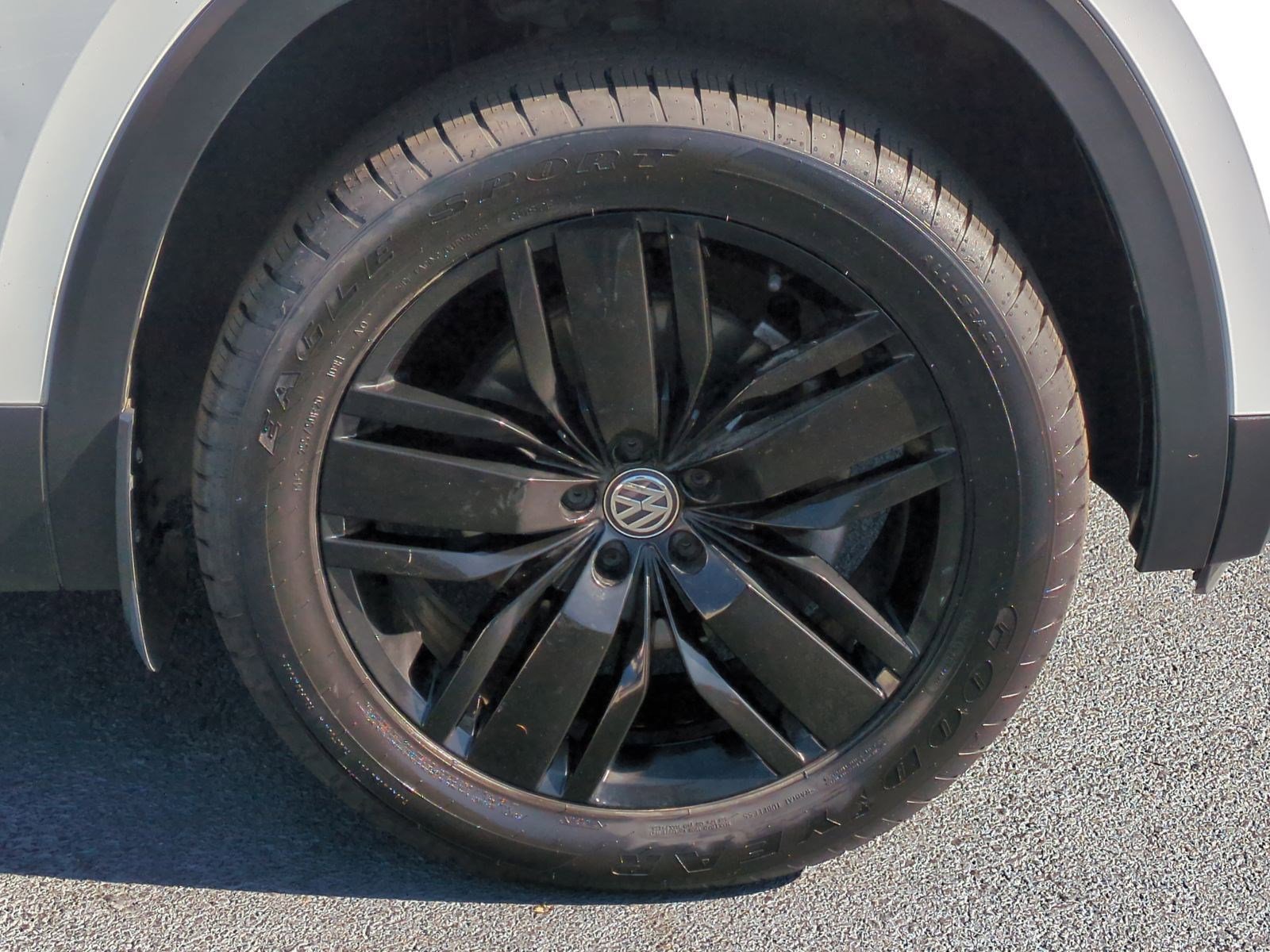 Used 2019 Volkswagen Atlas SEL image 13