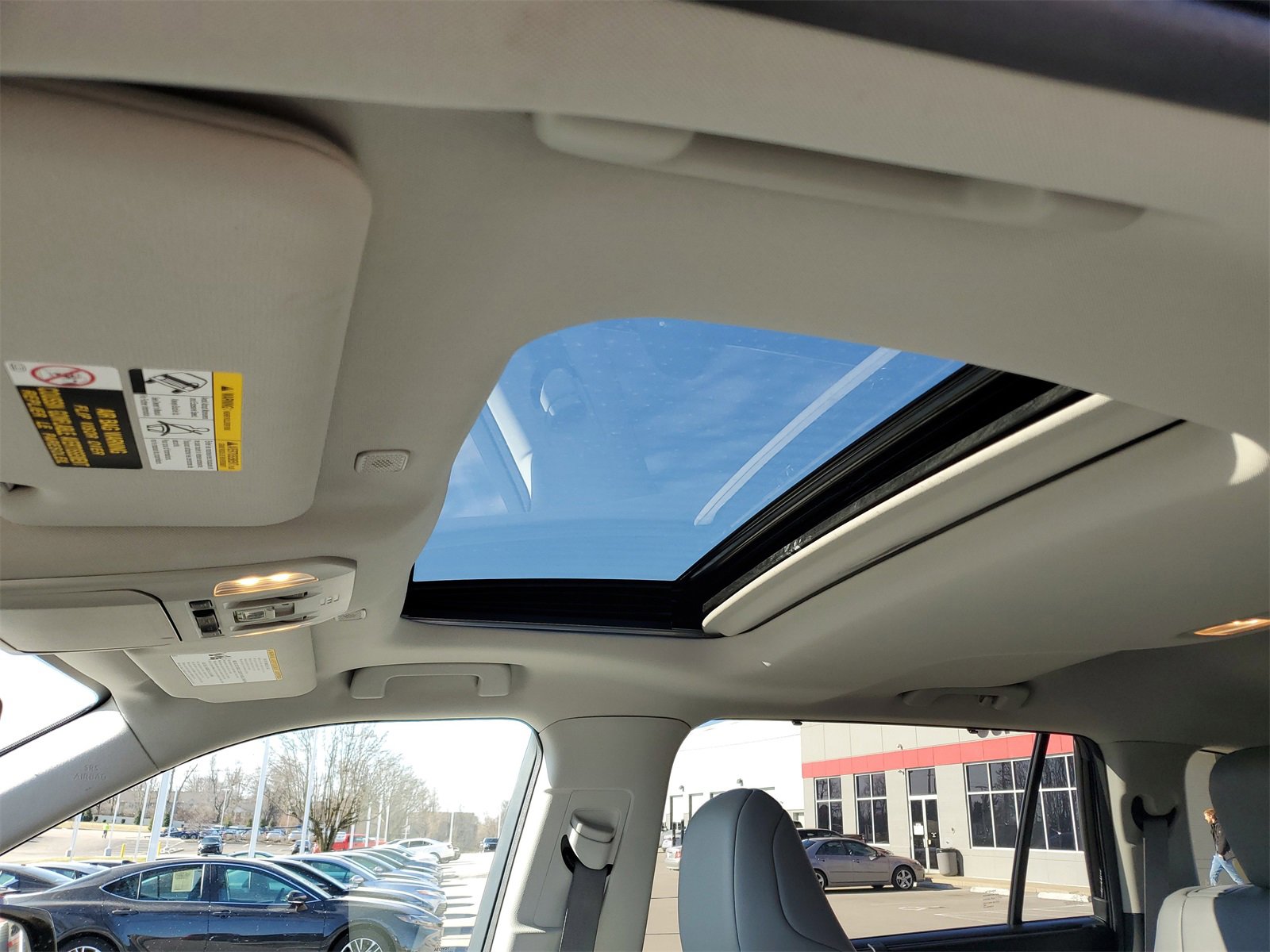 Certified 2023 Toyota Highlander XLE image 19