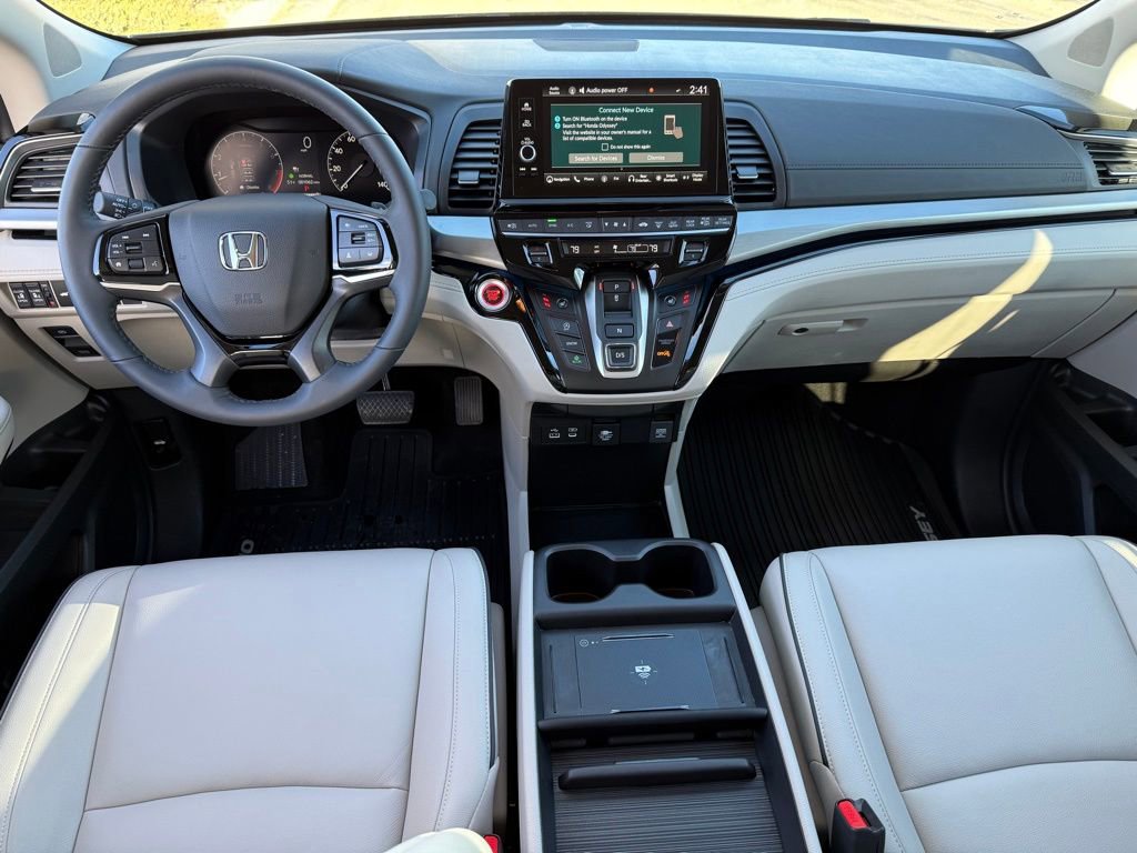 Certified 2026 Honda Odyssey Touring image 19