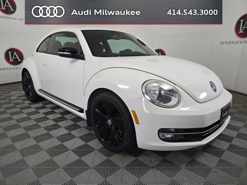 Used 2013 Volkswagen Beetle 2.0T FWD image 1