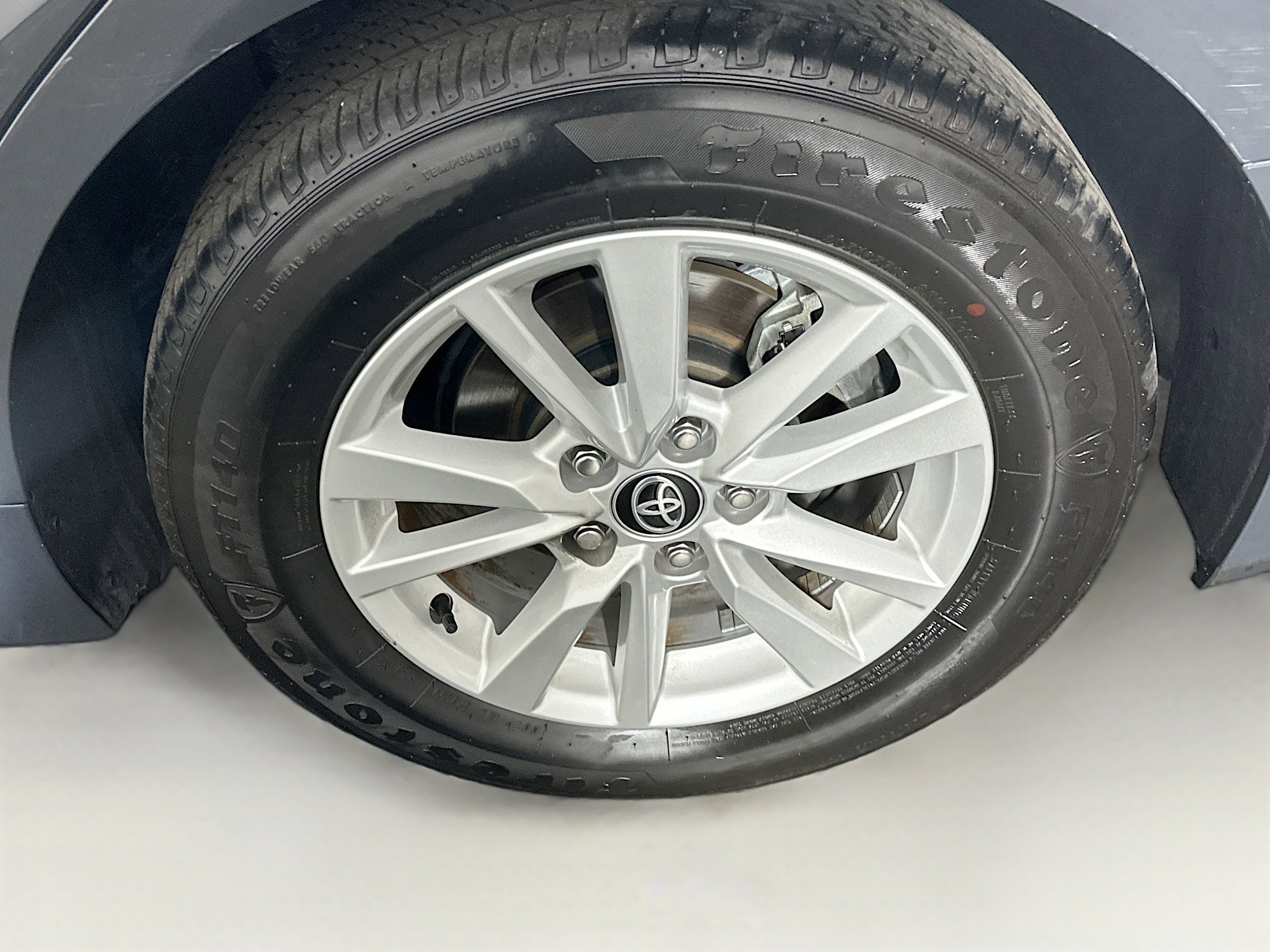 Used 2025 Toyota Camry LE image 11