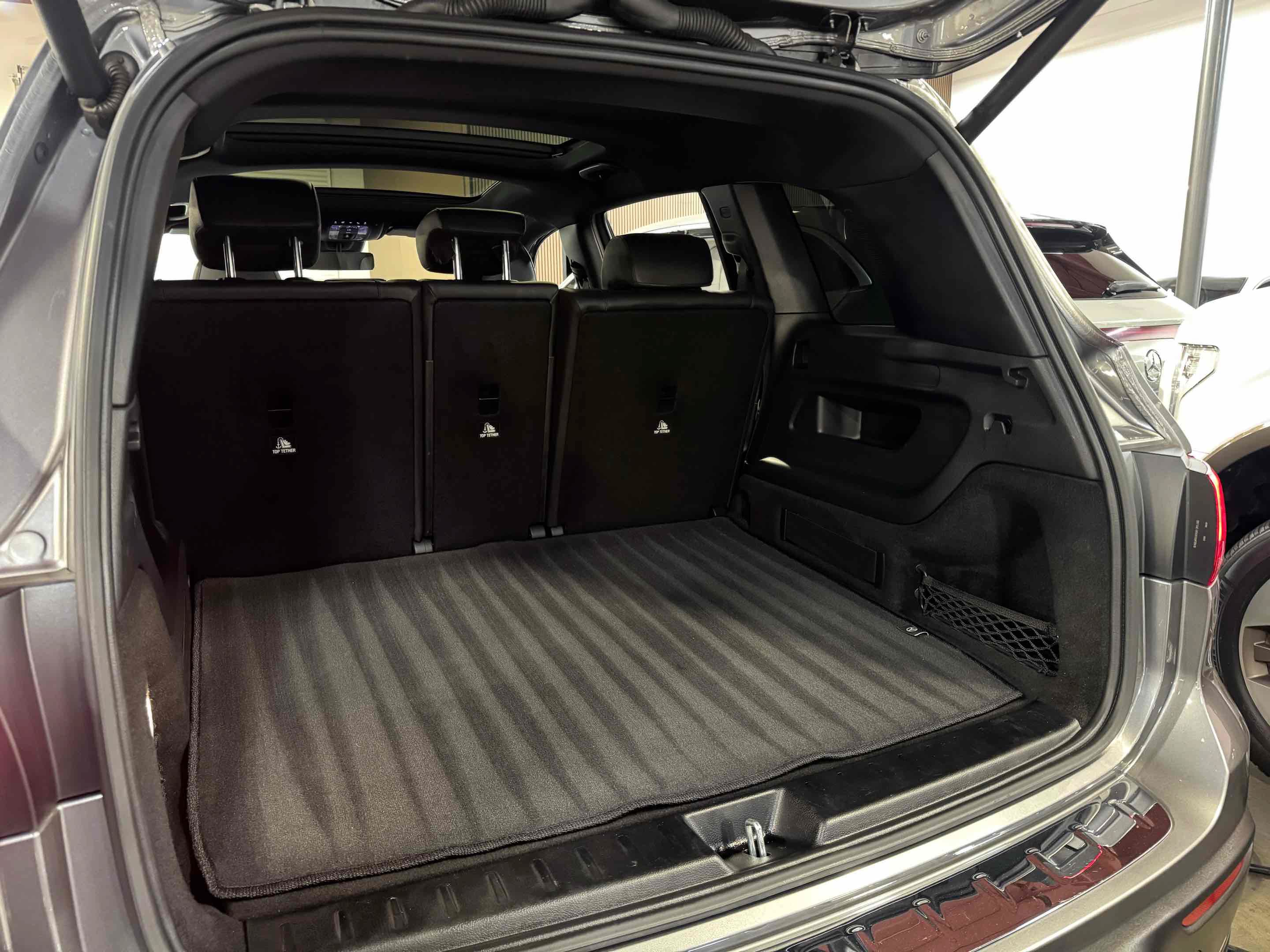 Used 2023 Mercedes-Benz EQB 300 4MATIC image 48