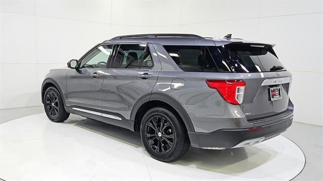 Used 2023 Ford Explorer XLT w/ Equipment Group 202A RWD image 6
