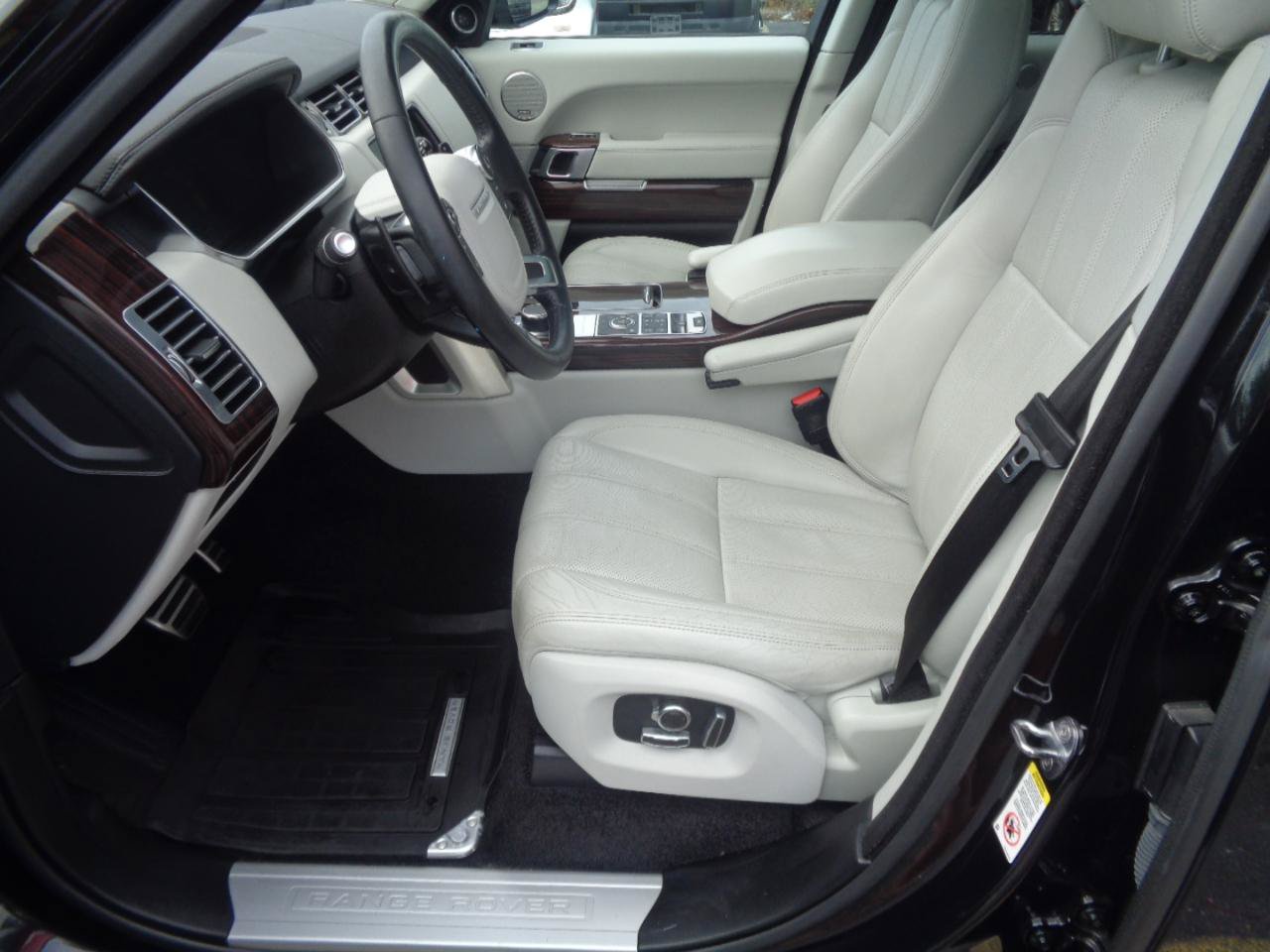 Used 2016 Land Rover Range Rover Supercharged AWD/4WD image 24