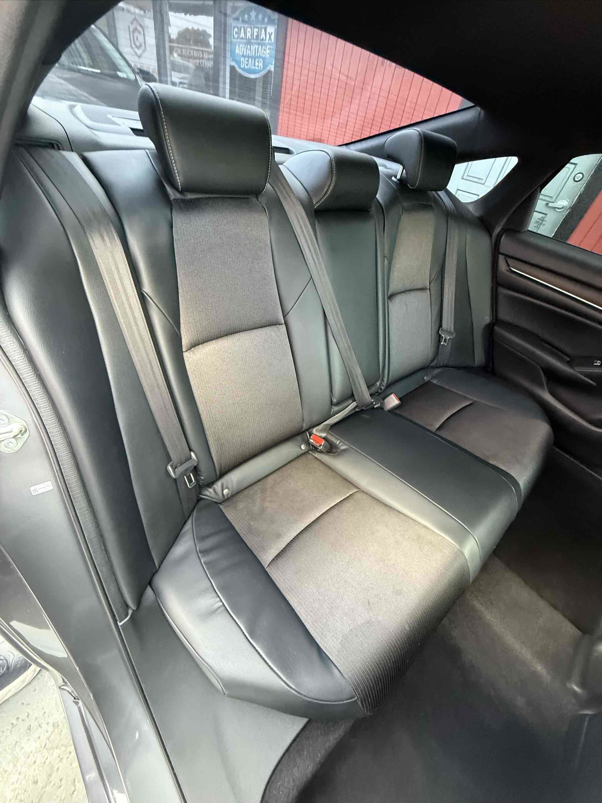 Used 2018 Honda Accord Sport image 44