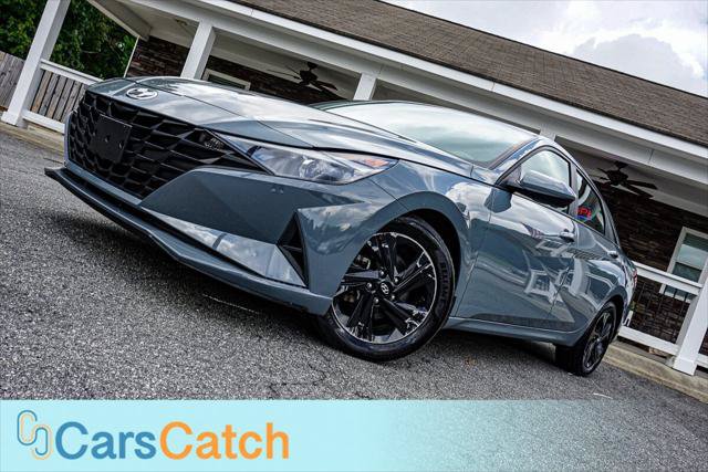 Used 2023 Hyundai Elantra SEL FWD image 3
