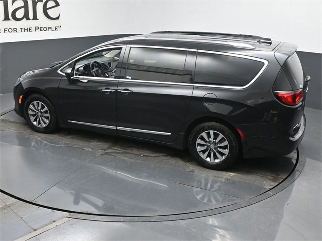 Used 2020 Chrysler Pacifica Touring-L Plus w/ Advanced Safetytec Group image 42