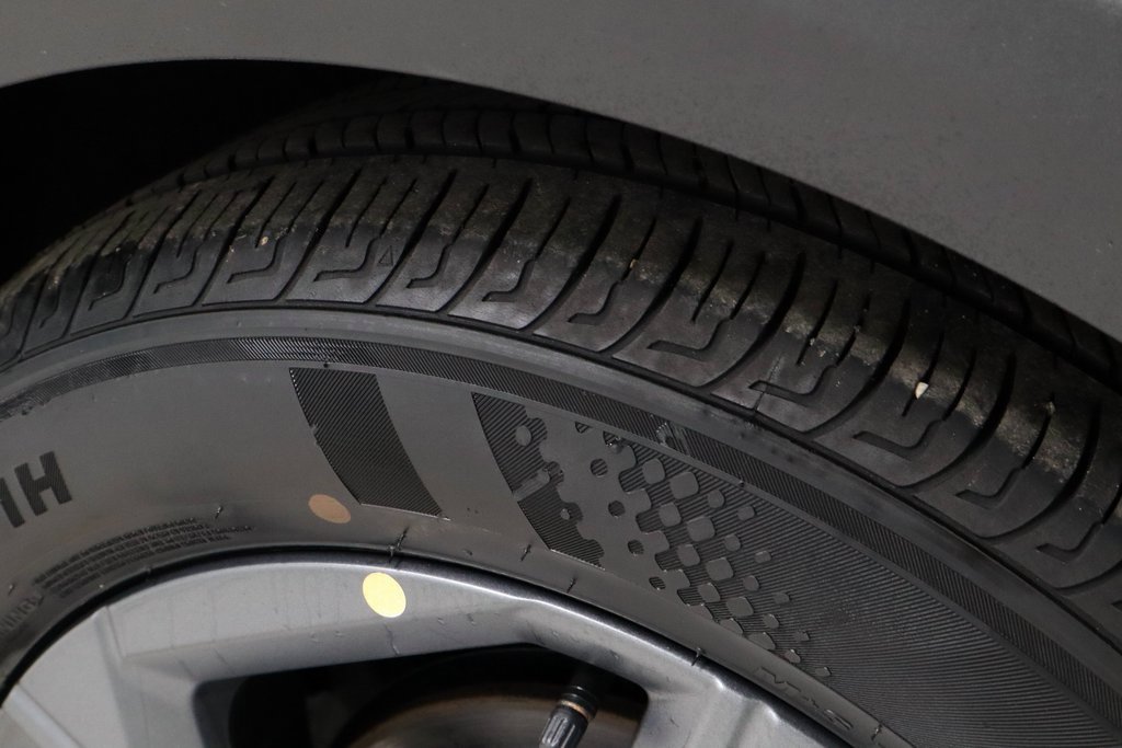 Used 2025 Kia K4 LXS image 19