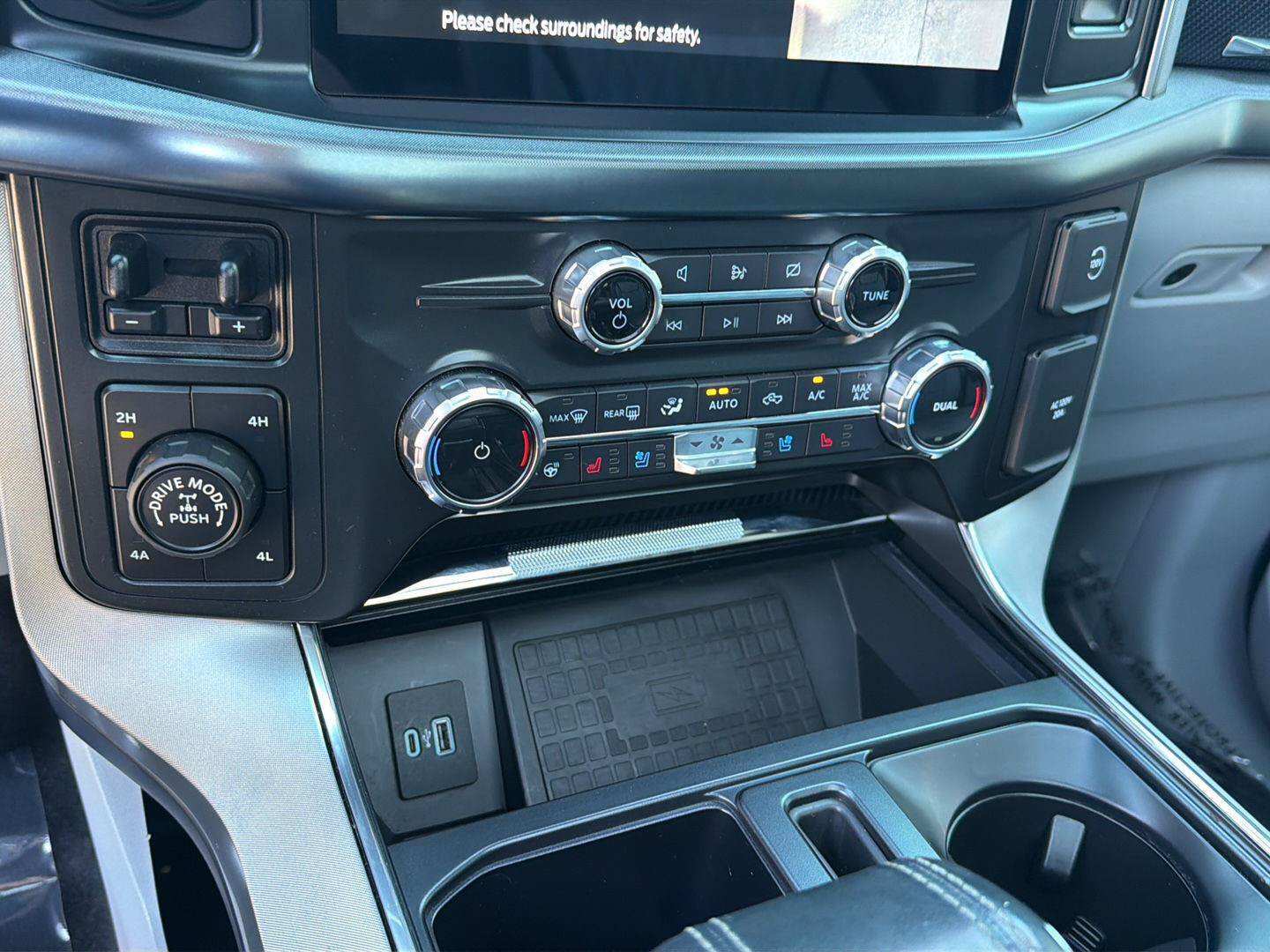 Certified 2022 Ford F150 Limited AWD/4WD image 29