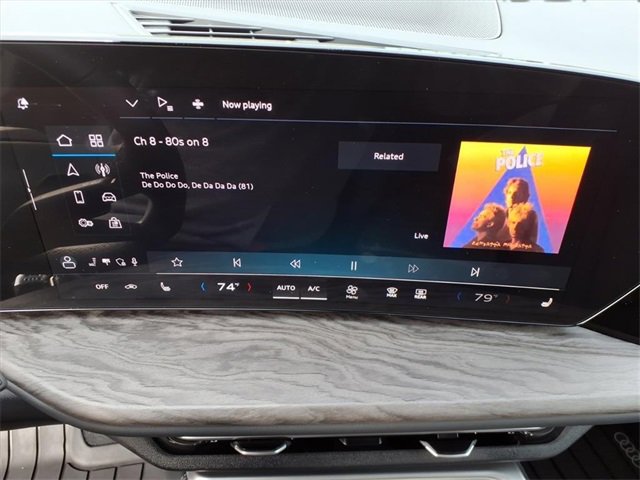 Used 2025 Audi Q5 Premium w/ Convenience Package image 22