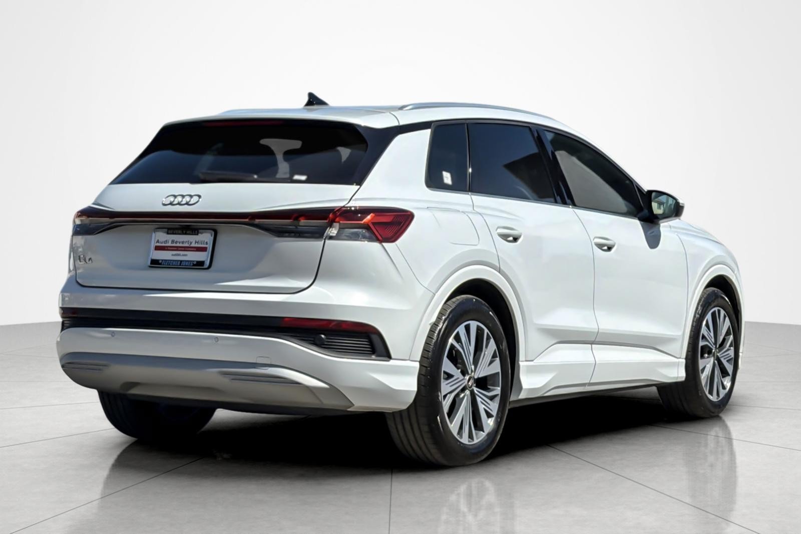 Certified 2023 Audi Q4 e-tron Premium w/ Convenience Package RWD image 5