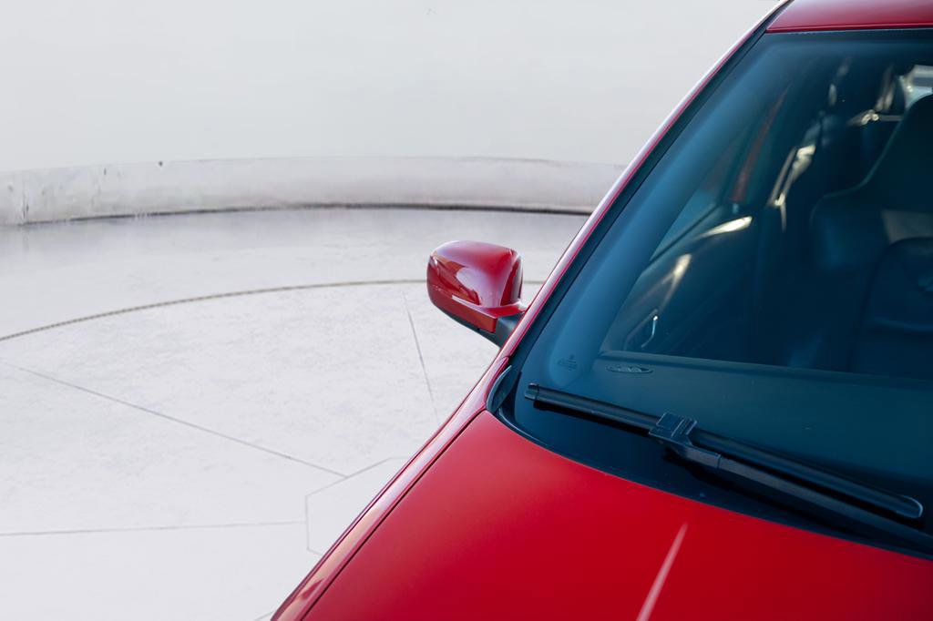 Used 2004 Volkswagen R32 image 17