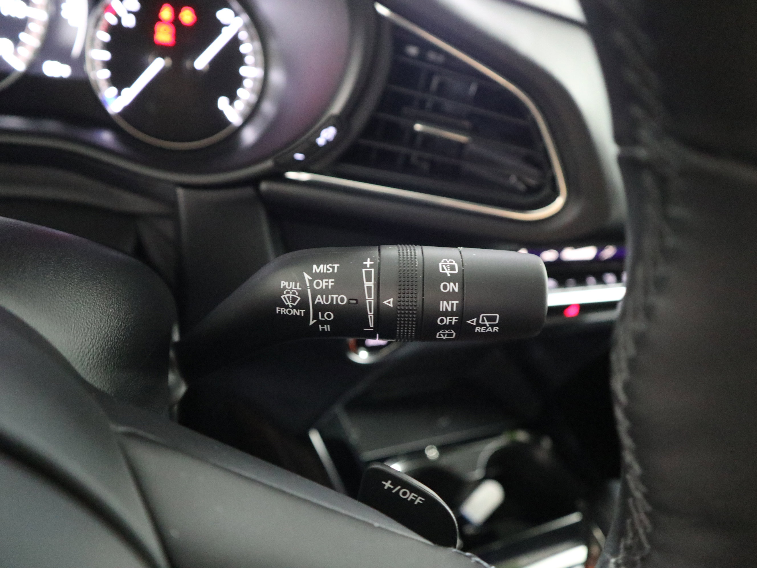 Certified 2025 MAZDA CX-30 2.5 Turbo w/ Premium Plus Pkg image 27