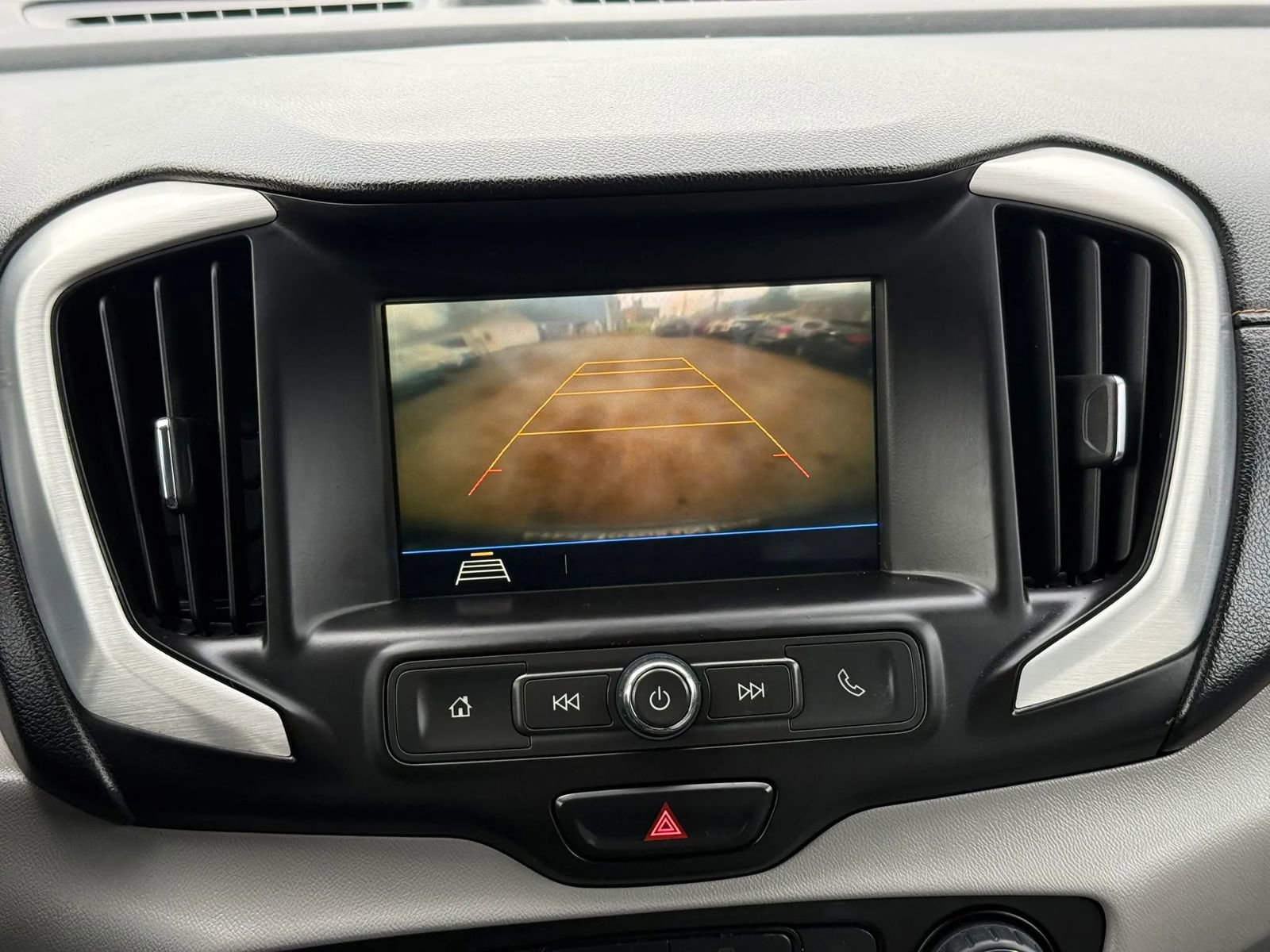 Used 2018 GMC Terrain SLE image 34