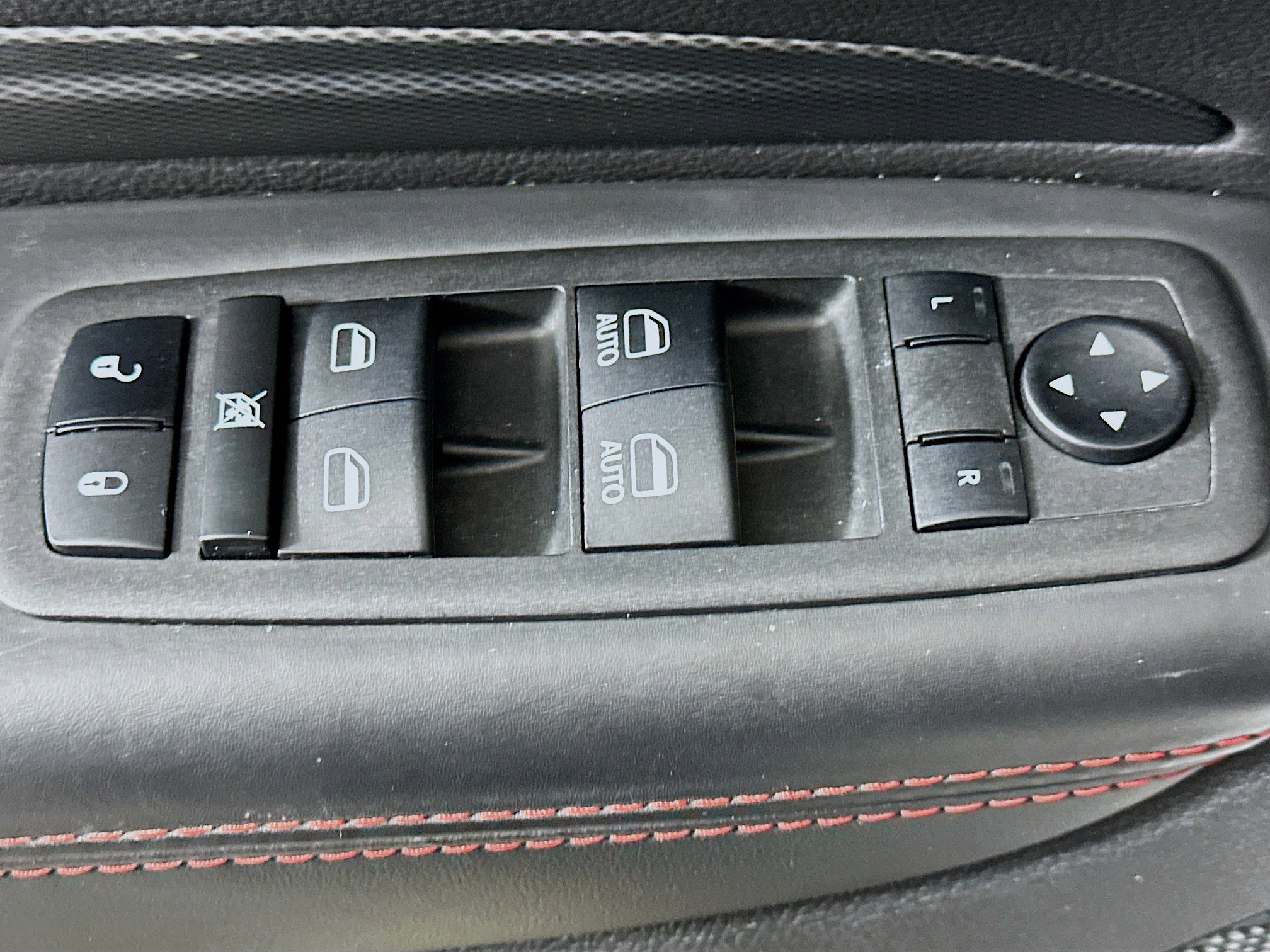 Used 2024 Dodge Durango GT image 15