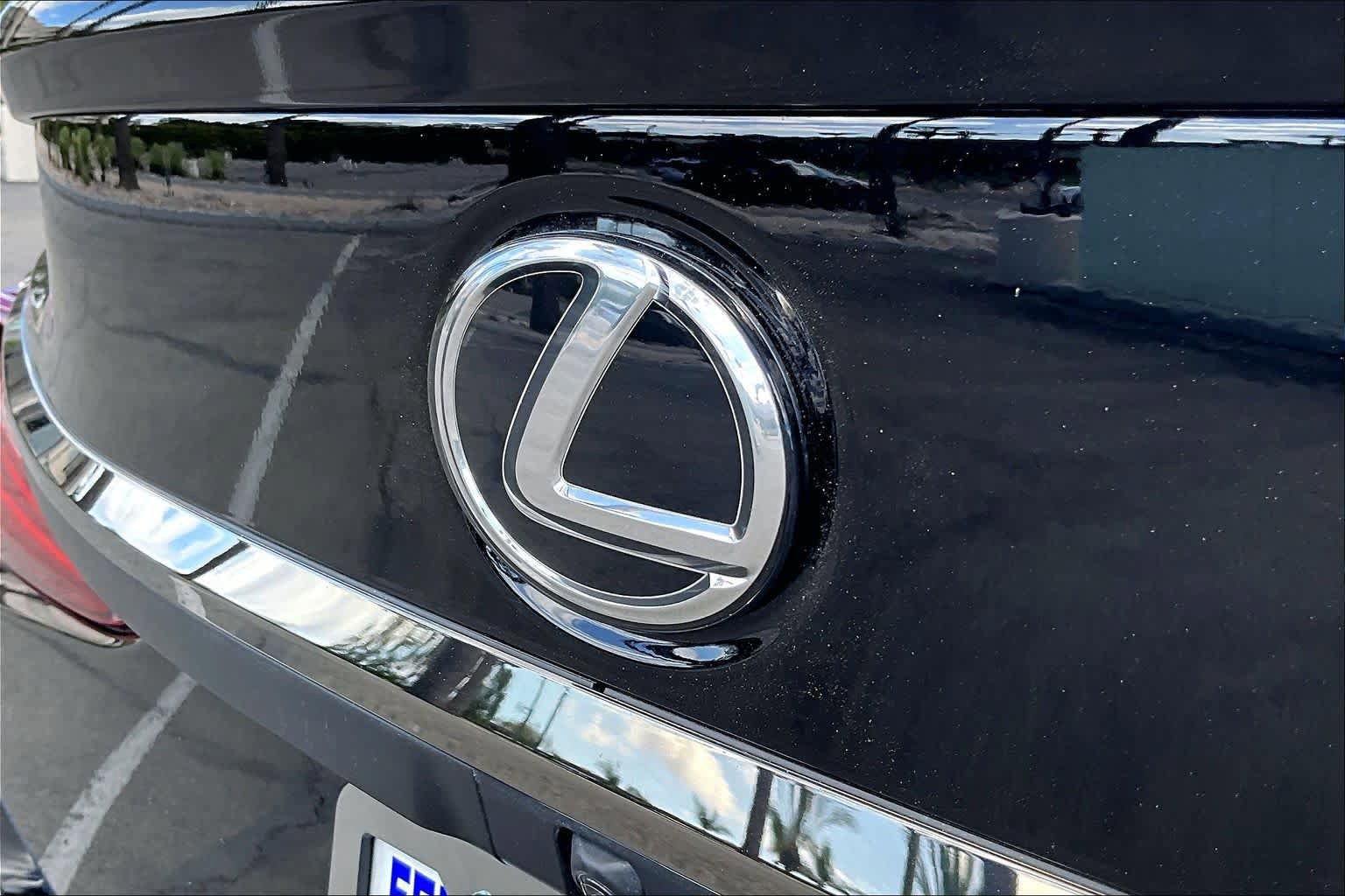 Certified 2023 Lexus ES 350 F Sport w/ Accessory Package (Z2) FWD image 29