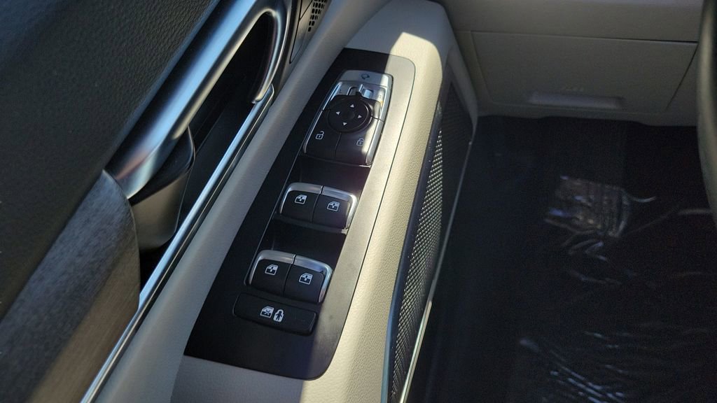 Used 2022 Kia Telluride SX w/ SX Prestige Package AWD/4WD image 24