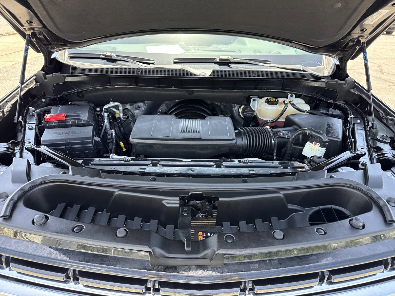 Used 2023 Chevrolet Tahoe LT w/ Luxury Package RWD image 49