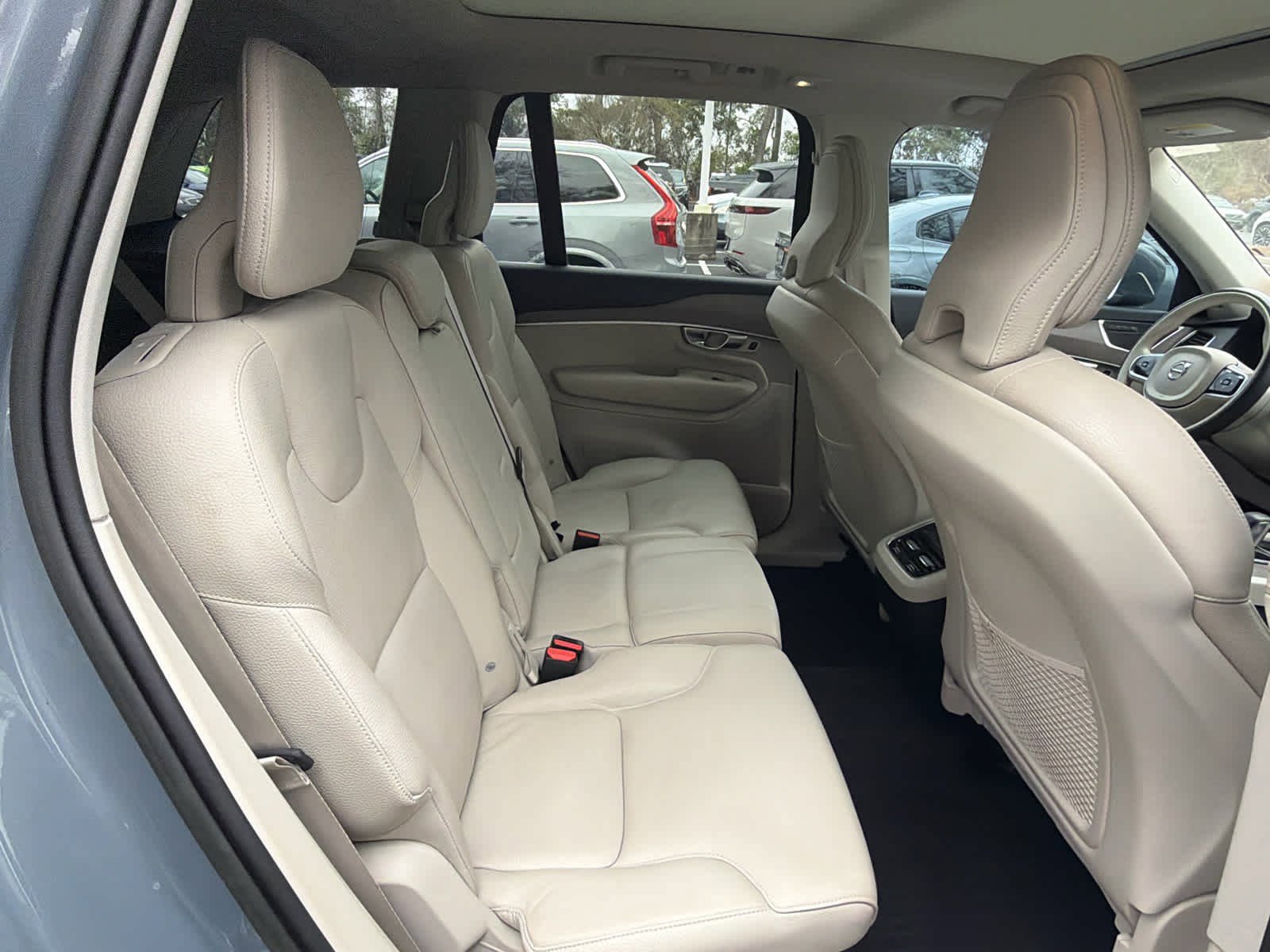 Certified 2023 Volvo XC90 B6 Plus w/ Protection Package Premier image 18