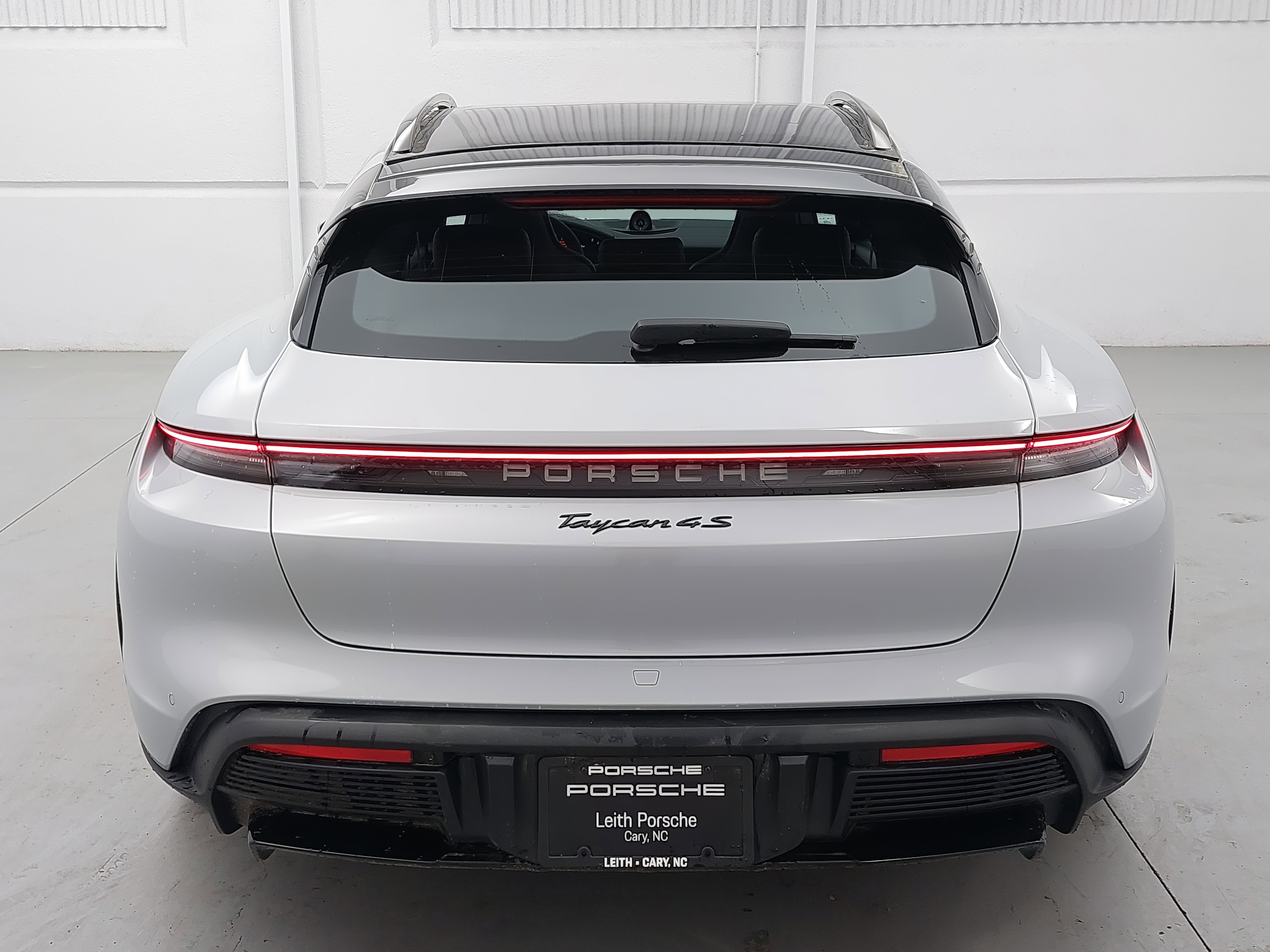 New 2025 Porsche Taycan 4S image 6