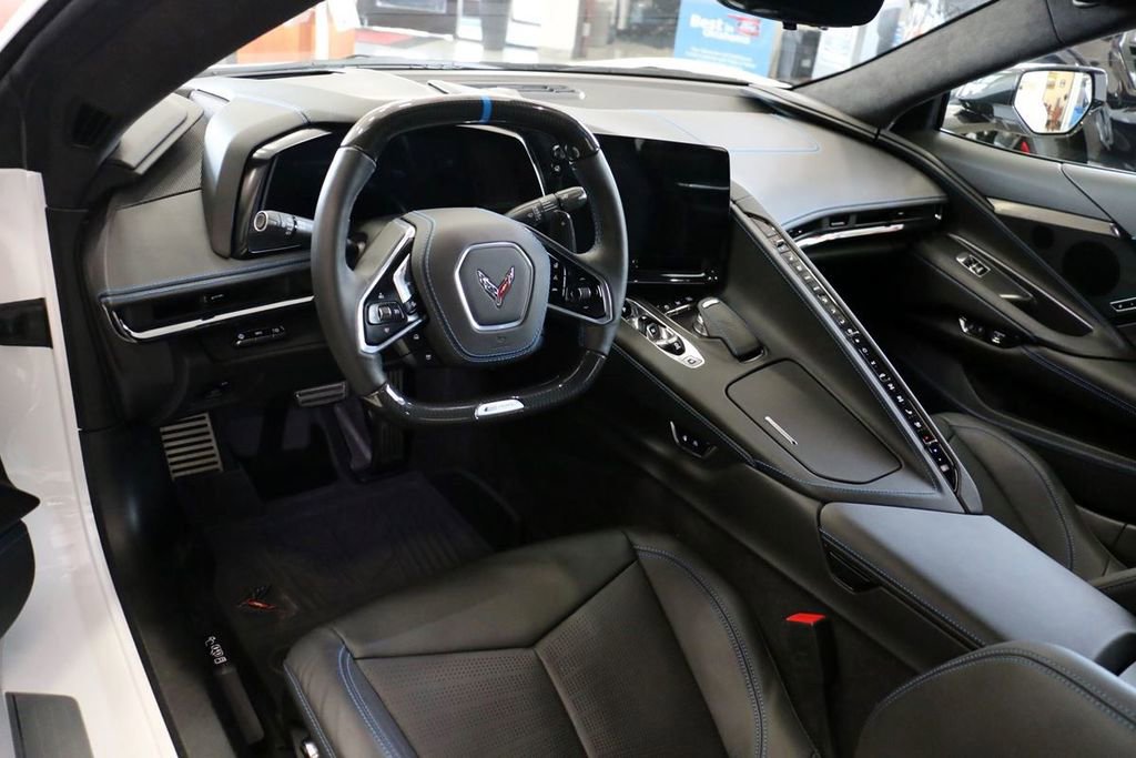 Used 2025 Chevrolet Corvette E-Ray w/ Stealth Interior Trim Package image 15