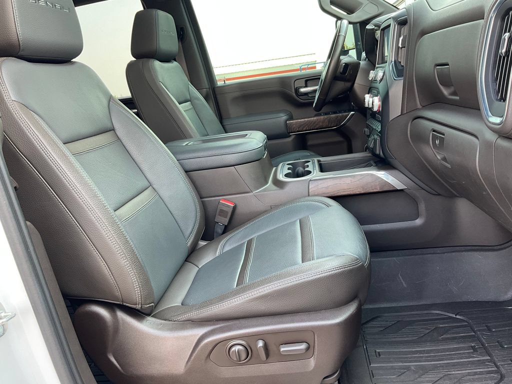 Certified 2020 GMC Sierra 2500 Denali w/ Denali Ultimate Package AWD/4WD image 18