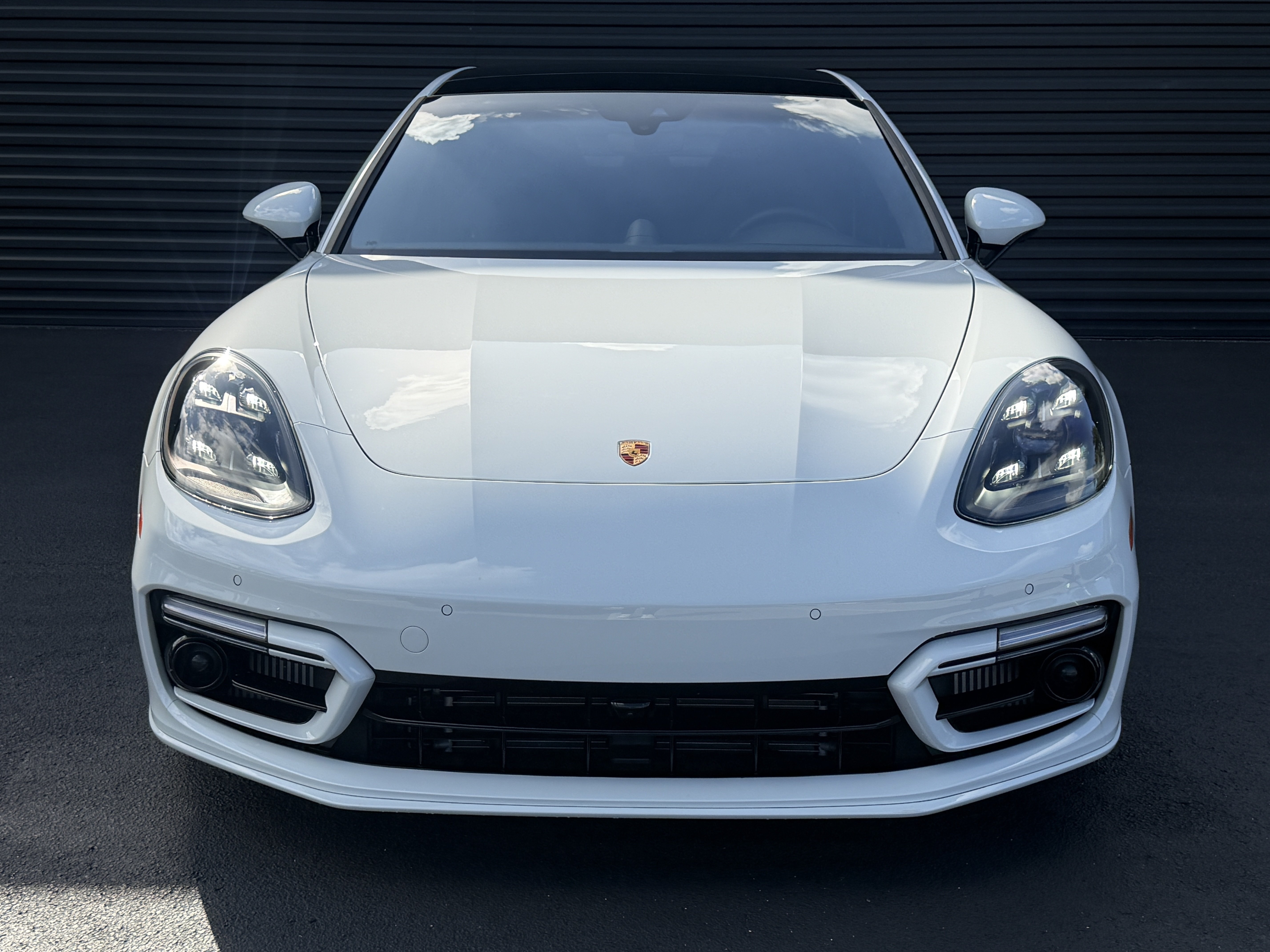 Certified 2023 Porsche Panamera GTS AWD/4WD image 5