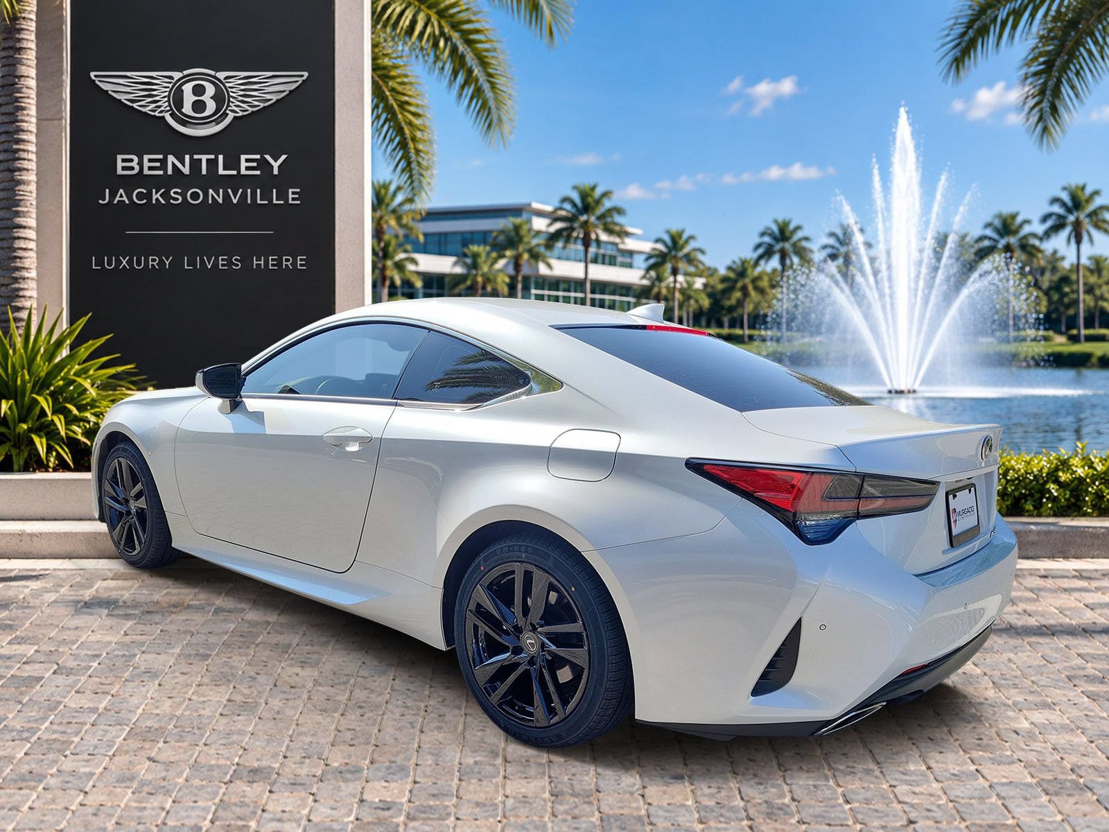 Used 2024 Lexus RC 300 w/ Premium Package RWD image 2