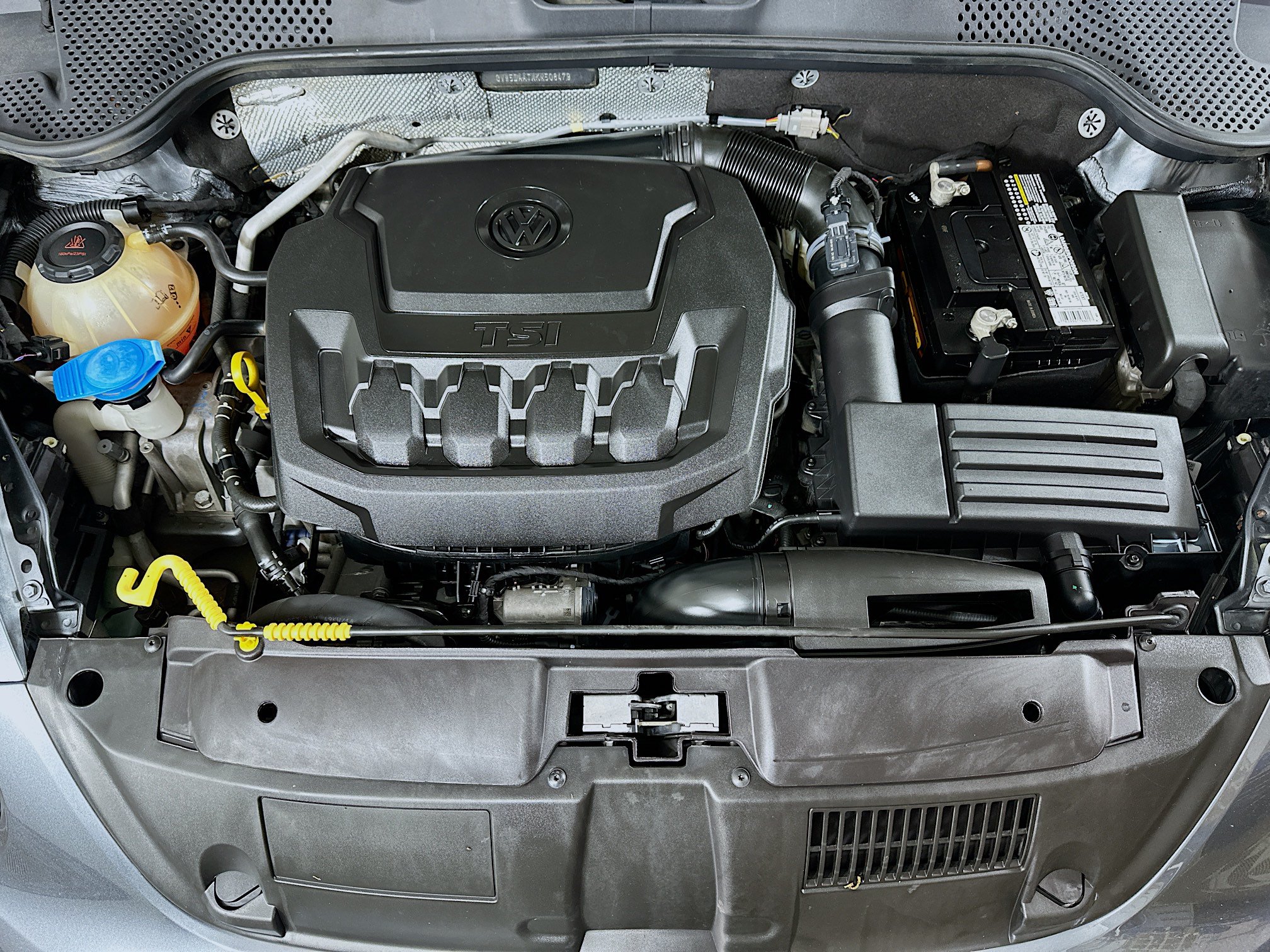 Used 2019 Volkswagen Beetle 2.0T SE FWD image 27