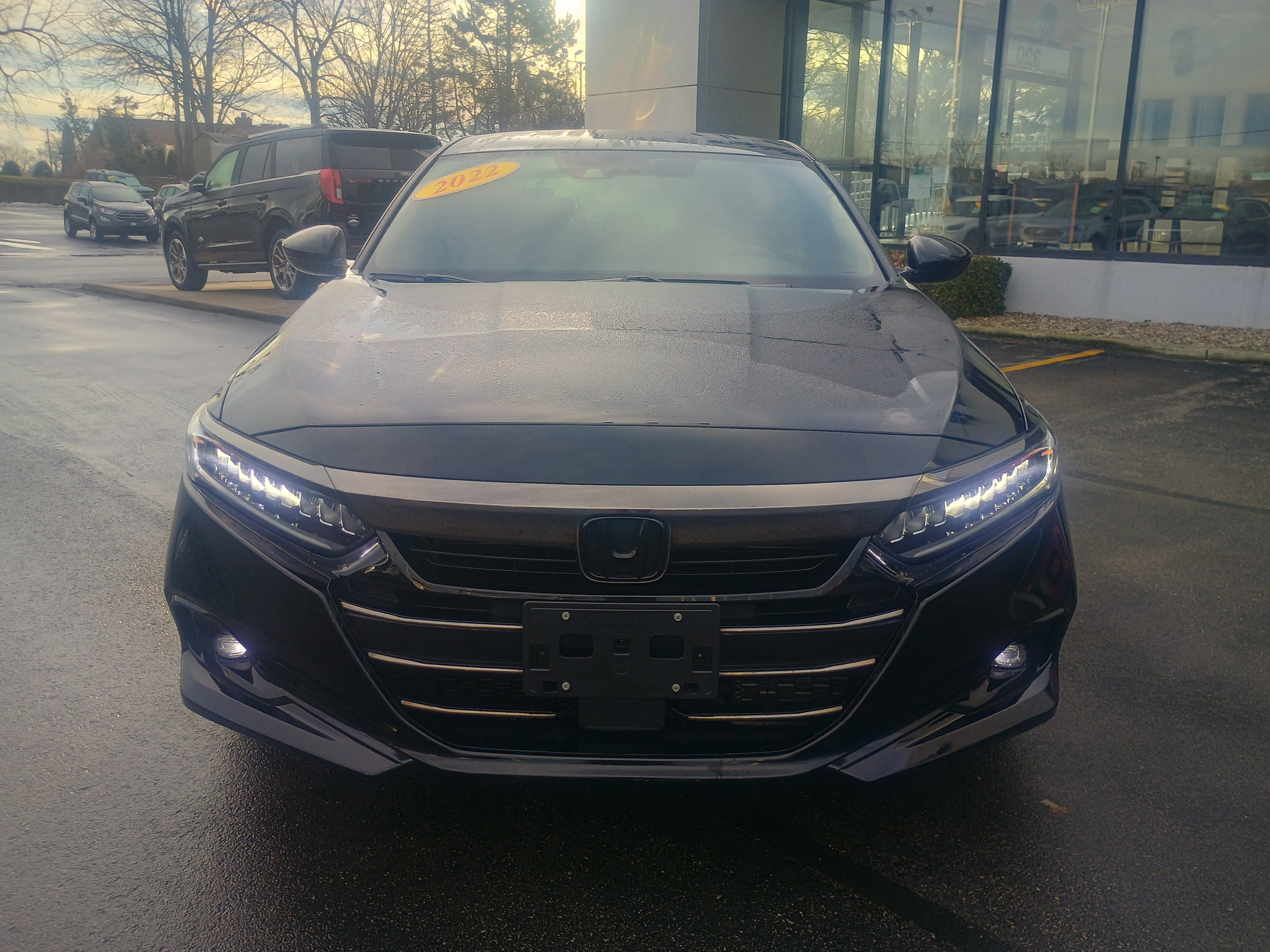Used 2022 Honda Accord Sport image 2