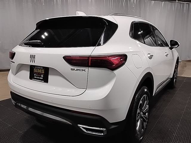 New 2025 Buick Envision Preferred image 3