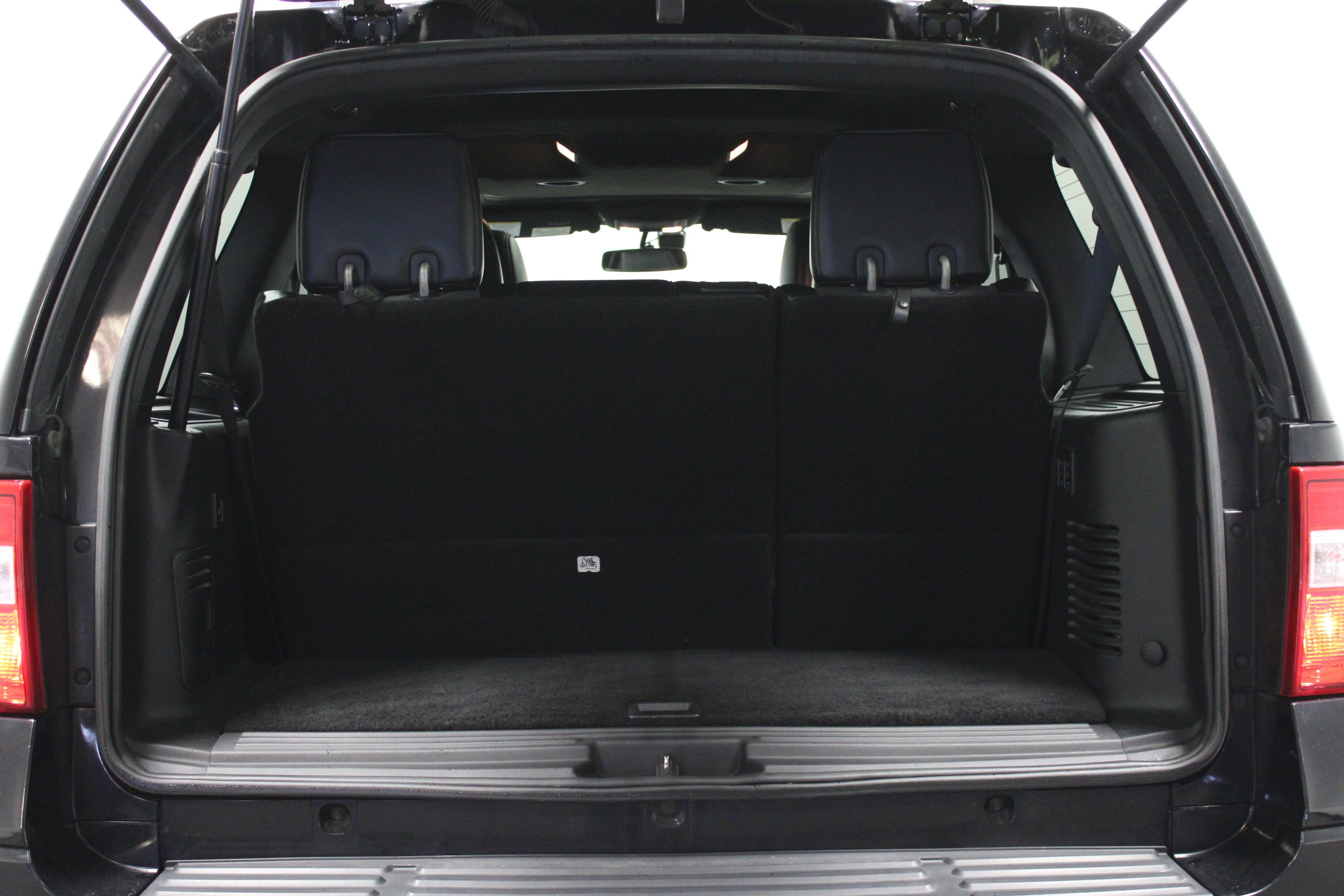 Used 2015 Ford Expedition Platinum AWD/4WD image 15
