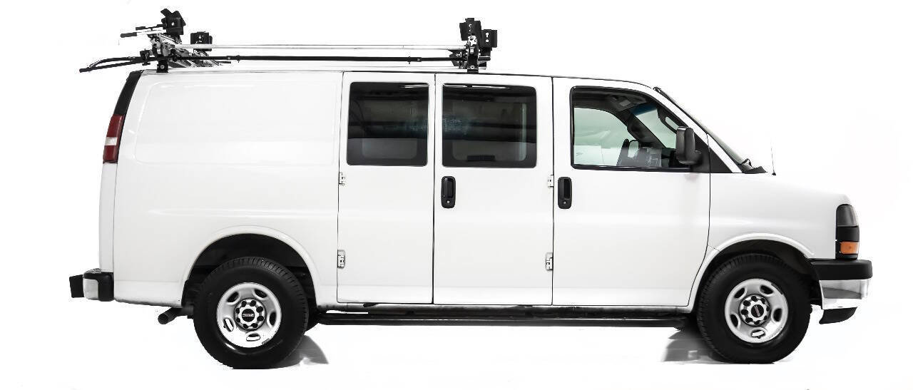 Used 2017 GMC Savana 2500 image 5