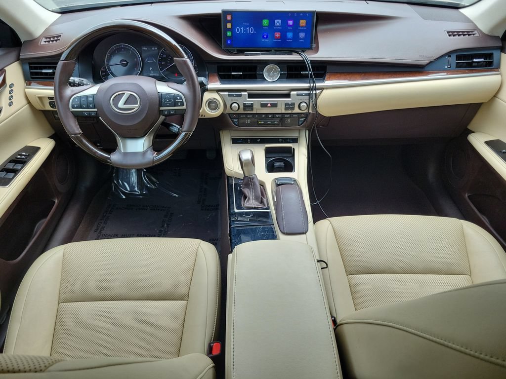 Used 2017 Lexus ES 350 w/ Navigation System Package FWD image 18