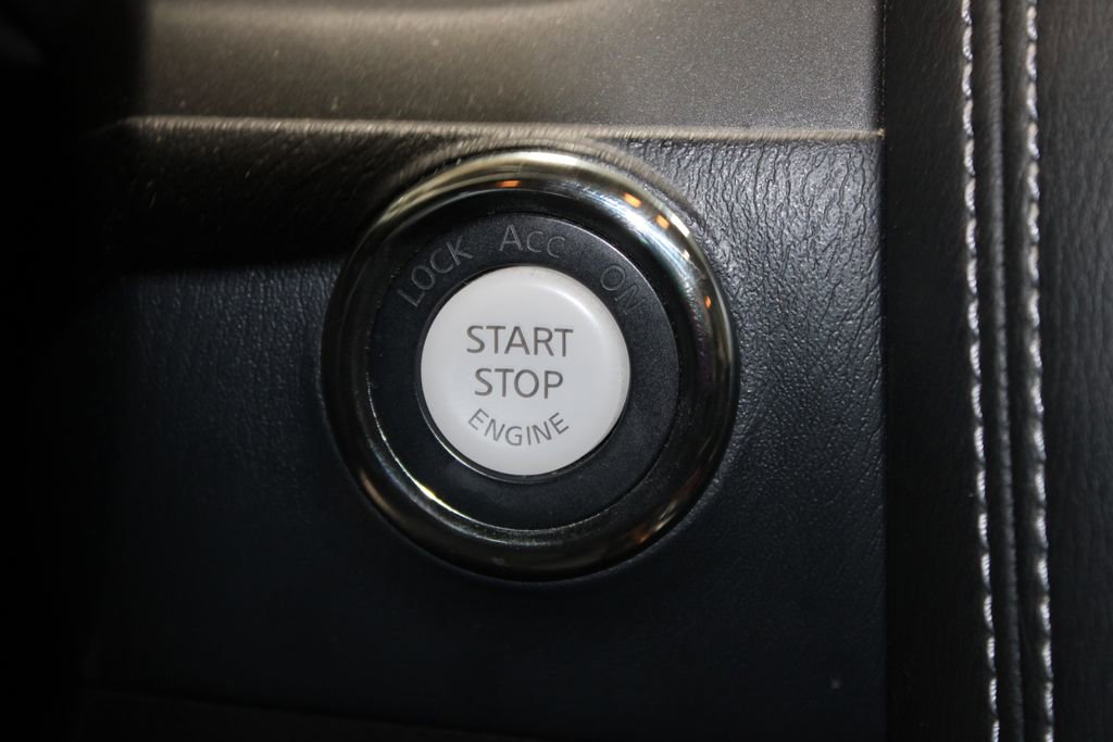 Used 2018 INFINITI QX80 4WD w/ Driver Assistance Package image 45