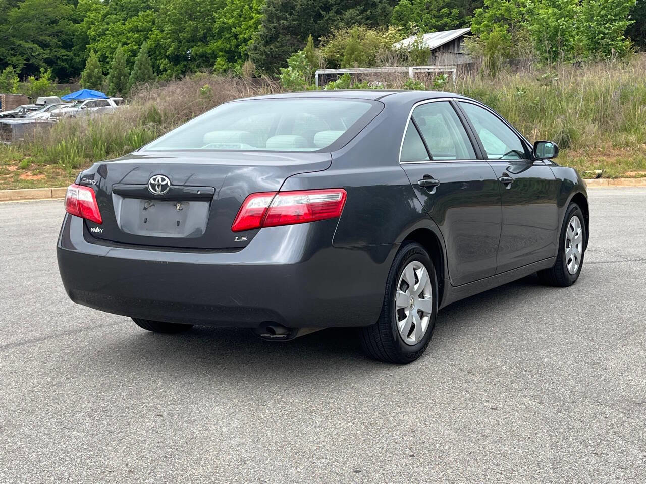 Used 2009 Toyota Camry LE FWD image 5