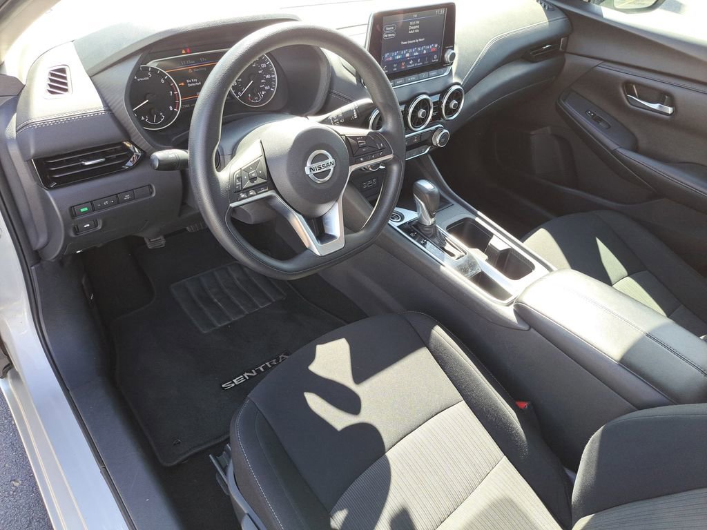 Used 2023 Nissan Sentra SV FWD image 19