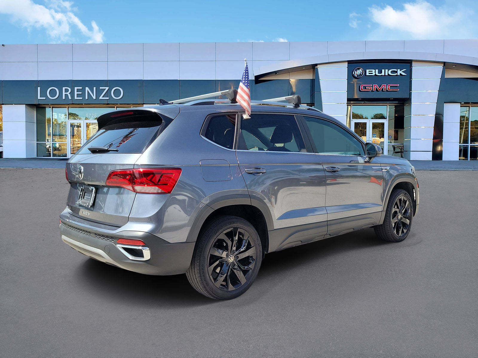 Used 2022 Volkswagen Taos SE FWD image 5