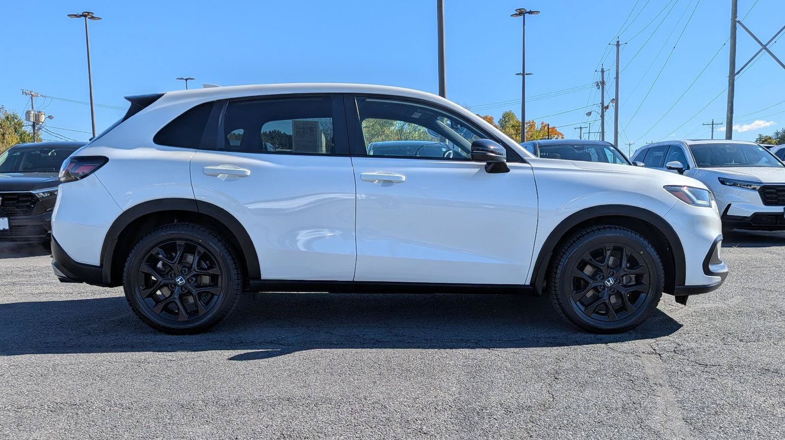 Certified 2024 Honda HR-V Sport image 5