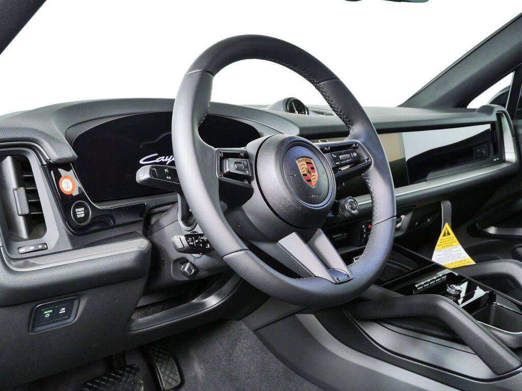 New 2026 Porsche Cayenne Coupe AWD/4WD image 4