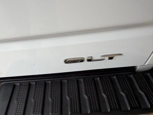 Used 2022 GMC Sierra 1500 SLT w/ SLT Premium Plus Package image 10