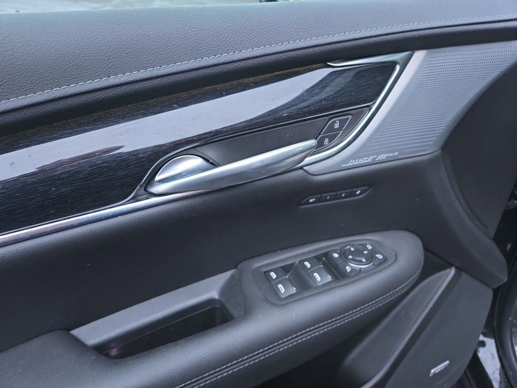Certified 2023 Cadillac XT5 Premium Luxury image 11