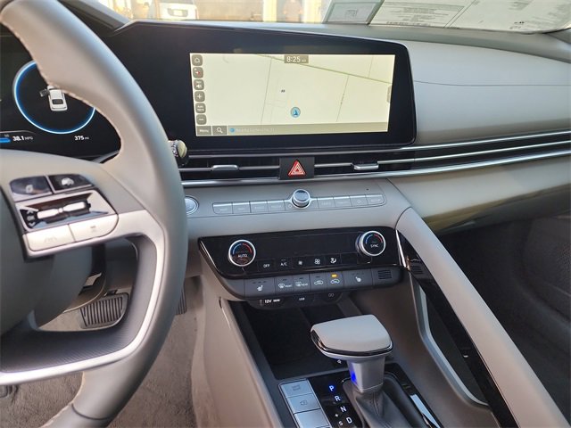 New 2025 Hyundai Elantra SEL w/ Cargo Package image 16
