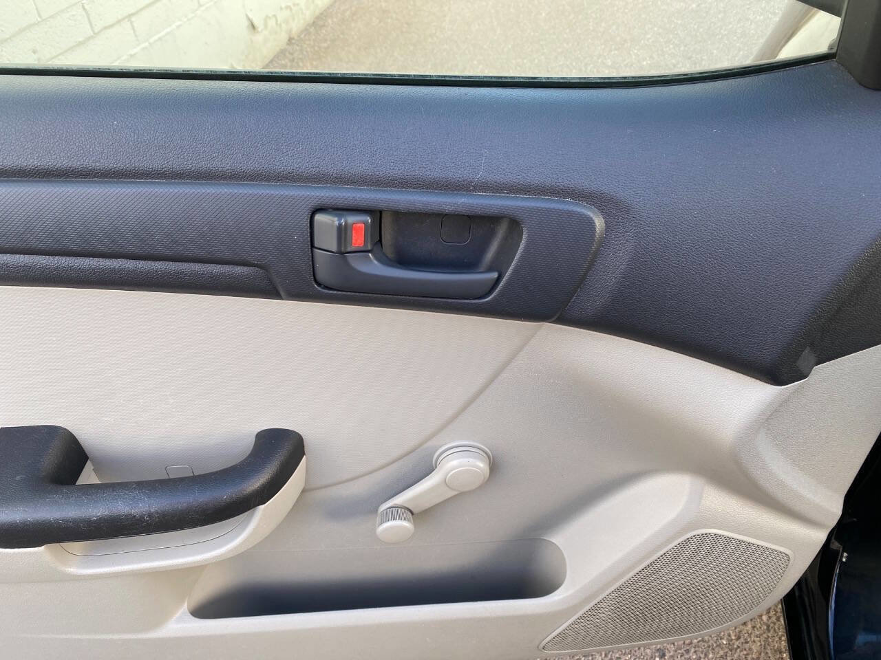 Used 2012 Kia Forte LX image 24